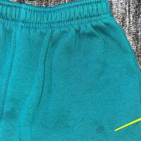 Circo Girls Pajama Set Size 4T Blue Green Quilted Embroidered Cute Long Sleeves - Picture 9 of 14